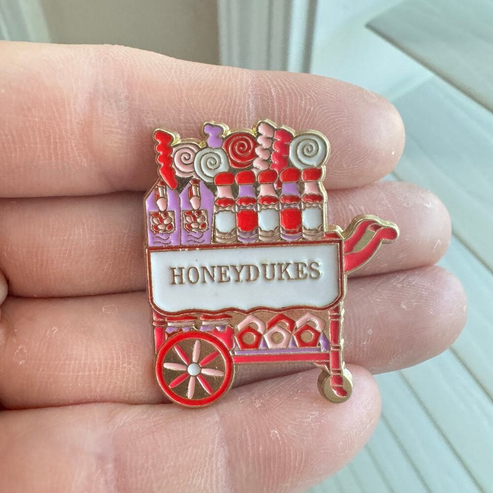 Harry Potter HoneyDukes Candy Trolley Cart Enamel Pins 159-2